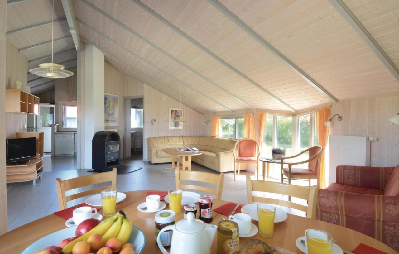 Kranich Poolferienhaus Villa Hohendorf  Buitenkant foto