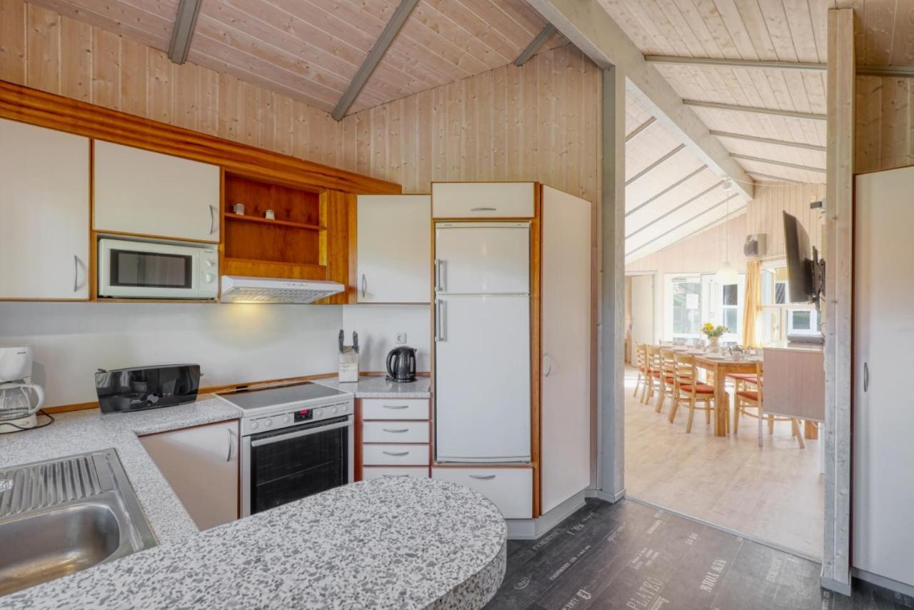 Kranich Poolferienhaus Villa Hohendorf  Buitenkant foto